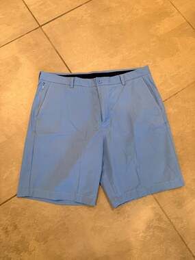 Vineyard Vines Men's OTG On-The-Go Performance Golf Shorts 9-Inch Sky Blue Size